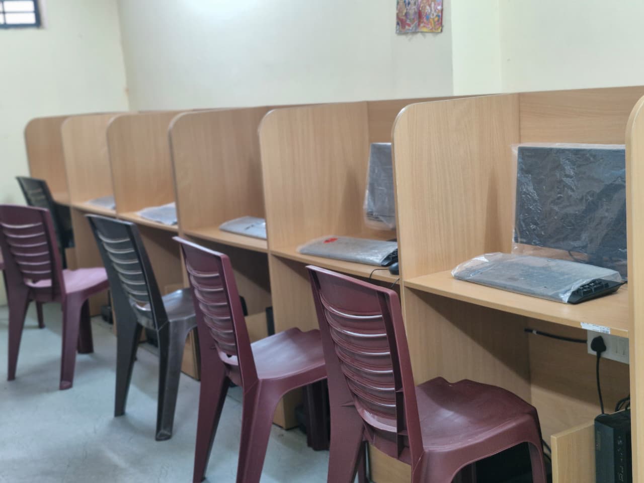 Well equipped IT Lab